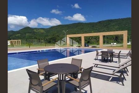 4_photo/952746c439.e0dae75b79fb2e8c-ATLAS-a2bf9efb-963e-4df2-84ac-5d32b12cb900.jpg de casa de condomínio à venda com 2 quartos, 170m² em Ratones, Florianópolis