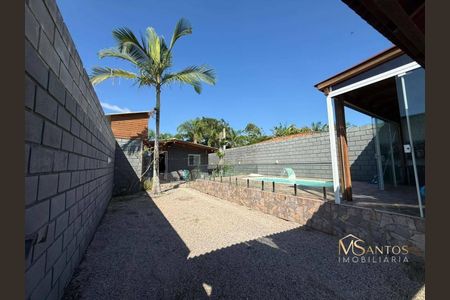 4_photo/952746d0df.a671cd23213f9475-ATLAS-4c714b7d-6a48-43ca-9a24-d071f150e055.jpg de casa à venda com 4 quartos, 95m² em Ratones, Florianópolis