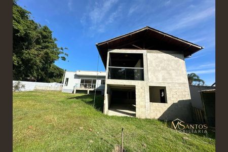 31_photo/952746d753.4e1a6e6486a440d9-ATLAS-73bd0c2d-aae7-4c36-8760-34bd49f090e1.jpg de casa à venda com 4 quartos, 279m² em Ratones, Florianópolis