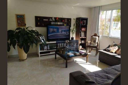 5_photo/952746ee17.a1cb7fb5745d4111-ATLAS-e8f96282-888c-427d-a4e6-790570bf425b.jpg de casa à venda com 5 quartos, 289m² em Recanto dos Açores, Florianópolis