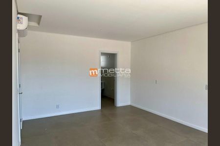12_photo/952746f1c3.a15f321e408d66f6-ATLAS-421dcff3-b76e-476c-981b-7cbd3dcdda5c.jpg de casa à venda com 3 quartos, 175m² em Recanto dos Açores, Florianópolis