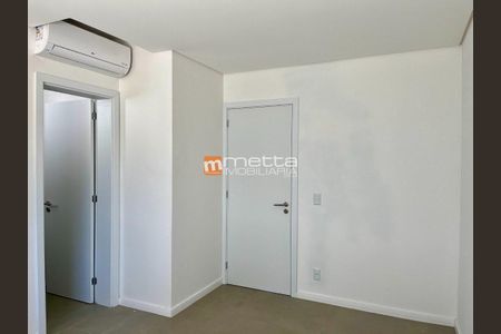 18_photo/952746f1c3.a15f321e408d66f6-ATLAS-c94ef115-9a87-44cf-be90-e297b13bae6c.jpg de casa à venda com 3 quartos, 175m² em Recanto dos Açores, Florianópolis