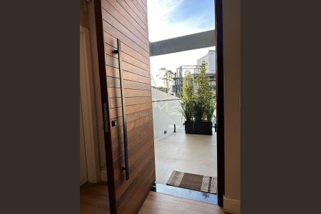 2_photo/952746f1c3.f468b0c7bf094498-ATLAS-eb3daf11-c8c8-413d-ac53-52b5dc700a4c.jpg de casa à venda com 4 quartos, 310m² em Recanto dos Açores, Florianópolis