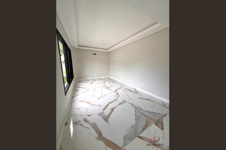 11_photo/952746f1eb.dd63bef89a0f751f-ATLAS-fca3caa3-2ec9-4b2a-bc63-00ae93d18b9a.jpg de casa à venda com 3 quartos, 144m² em Recanto dos Açores, Florianópolis