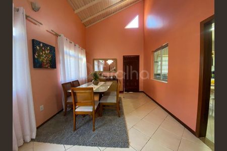 9_photo/952746f6cd.e9744f0b397a6472-ATLAS-7a8cd094-40a8-4b09-8502-db25f1f74027.jpg de casa à venda com 4 quartos, 270m² em Santo Antonio de Lisboa, Florianópolis