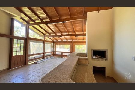 4_photo/952746f73d.ab41e4e09fc2bc48-ATLAS-32f8654b-e31b-4518-bccf-1e8cb8605007.jpg de casa à venda com 4 quartos, 360m² em Santo Antonio de Lisboa, Florianópolis