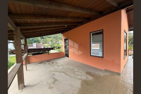 9_photo/952746feed.4cc0178cb76b325b-ATLAS-79d49a88-a98c-43e8-b0b3-e77ef841b8f1.jpg de casa para alugar com 3 quartos, 300m² em Santo Antonio de Lisboa, Florianópolis