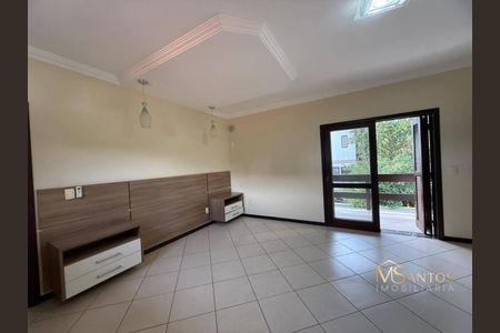 23_photo/952746feed.5c4d2993a39340ff-ATLAS-24bd73be-b6e5-4902-905d-6cd4e5c0a549.jpg de casa à venda com 5 quartos, 423m² em Santo Antonio de Lisboa, Florianópolis