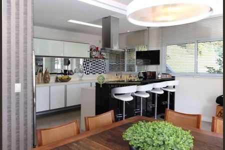 10_photo/95274700ed.a35e4faf2cebf487-ATLAS-5dc03a54-2e68-49c7-b74e-5857a54bd9b3.jpg de casa de condomínio à venda com 3 quartos, 350m² em Santo Antonio de Lisboa, Florianópolis