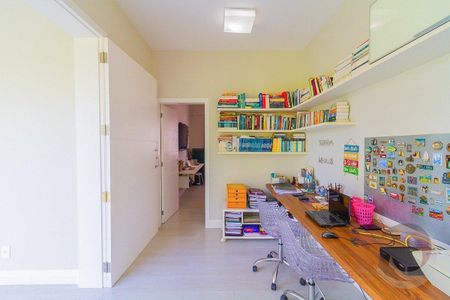 49_photo/9527470c29.6b2453e70642c87c-ATLAS-d9c813c1-caa2-473e-8a41-ebe6e3ab74d1.jpg de casa à venda com 5 quartos, 356m² em Saco Grande, Florianópolis