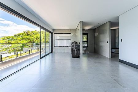 12_photo/9527470c4d.3714cccd63f8fe2d-ATLAS-fefff756-d2bf-4a6a-950f-0f97a26f12da.jpg de casa à venda com 5 quartos, 512m² em Cacupé, Florianópolis