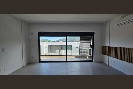 7_photo/9527475f75.f4b0b755bd7b374e-ATLAS-a024f7ab-a32a-49d2-bfdf-89d2cefa2b9b.jpg de kitnet/studio para alugar com 1 quarto, 45m² em Saco Grande, Florianópolis