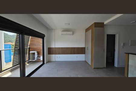 10_photo/9527475f75.f4b0b755bd7b374e-ATLAS-d9e06097-d3be-40eb-aab8-4501e65e361c.jpg de kitnet/studio para alugar com 1 quarto, 45m² em Saco Grande, Florianópolis