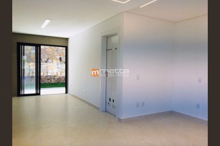 11_photo/9527476bdf.a63e2ee13645a6b1-ATLAS-10c65ccc-98d3-4ce0-8d90-09bac6cd9536.jpg de casa à venda com 3 quartos, 180m² em Saco Grande, Florianópolis