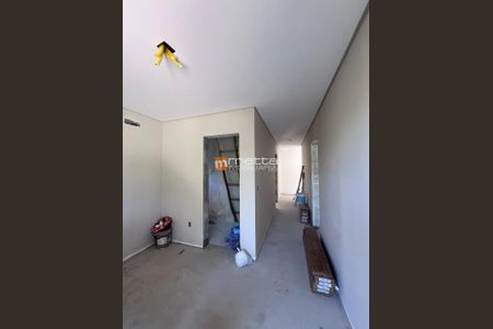 39_photo/9527477447.74a96c0b2c4b8c29-ATLAS-5eefbb87-7913-40e6-a54f-8e807d6b3d7a.jpg de casa à venda com 3 quartos, 181m² em Cacupé, Florianópolis
