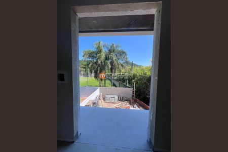 43_photo/9527477447.74a96c0b2c4b8c29-ATLAS-7ee18798-e649-42ca-8fda-e5e7d1ee7442.jpg de casa à venda com 3 quartos, 181m² em Cacupé, Florianópolis