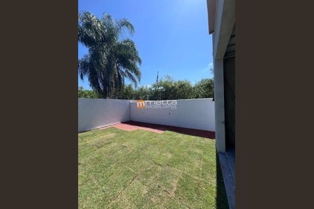 29_photo/9527477447.74a96c0b2c4b8c29-ATLAS-e828719e-f8b8-44df-97ab-d23e2ae8dc9a.jpg de casa à venda com 3 quartos, 181m² em Cacupé, Florianópolis
