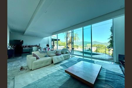 9_photo/952747752f.29152d4f95012d72-ATLAS-41e78b79-dd33-4474-82f1-e79e3433f97b.jpg de casa à venda com 3 quartos, 684m² em Cacupé, Florianópolis