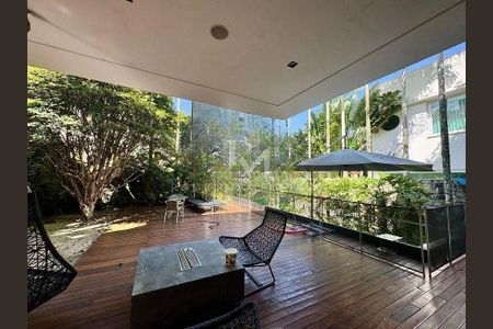 10_photo/9527477547.9f73e101bd22bb98-ATLAS-2f750ac6-c02a-473e-b3b0-4fc2aedfd0d6.jpg de casa à venda com 5 quartos, 600m² em Cacupé, Florianópolis