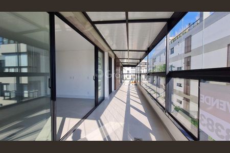 8_photo/9527477d03.c3edf2a3d1c6719d-ATLAS-21cfbcb3-da47-4e13-8b8d-7ac6cc1dd101.jpg de apartamento à venda com 3 quartos, 163m² em João Paulo, Florianópolis