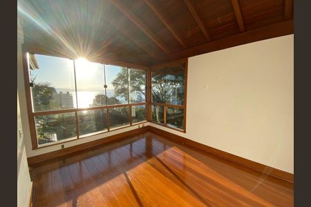 6_photo/9527477d89.2f15d505e37c7ac5-ATLAS-e73e8c13-b4c2-47fa-bc3d-d4192ad58e4d.jpg de casa à venda com 4 quartos, 455m² em João Paulo, Florianópolis