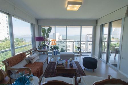 3_photo/9527477dc3.142f4d9500bc8d5d-ATLAS-9e91c563-be41-4864-9a05-8e802eb5b832.jpg de apartamento à venda com 3 quartos, 237m² em João Paulo, Florianópolis