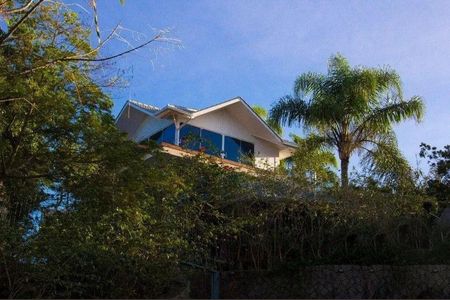 10_photo/9527479fc3.b0d7c8485858eecd-ATLAS-72959494-c62b-4dca-baee-e7f538eede76.jpg de casa à venda com 7 quartos, 283m² em Cacupé, Florianópolis