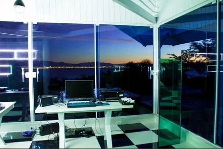 11_photo/9527479fc3.b0d7c8485858eecd-ATLAS-d50f2c8a-11b4-4702-bca9-009a819e5b7f.jpg de casa à venda com 7 quartos, 283m² em Cacupé, Florianópolis