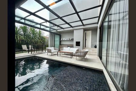 6_photo/952747a209.0ced9ffdefdd85d2-ATLAS-bb9d2fe6-21e4-472b-927e-9251b8d60a34.jpg de casa à venda com 6 quartos, 560m² em Cacupé, Florianópolis