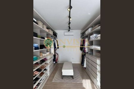 11_photo/952747a20f.ba37a72d3286bf92-ATLAS-4637b6d4-39eb-4eab-b185-3e5b1e5bfb43.jpg de casa de condomínio à venda com 4 quartos, 488m² em Cacupé, Florianópolis