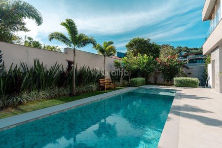 18_photo/952747a241.03c20a8f9ad7f580-ATLAS-e8e00a71-0d68-4dcc-8ff0-a1a3b33d666e.jpg de casa à venda com 5 quartos, 1018m² em Cacupé, Florianópolis