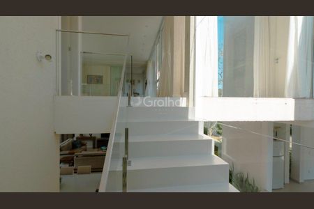 28_photo/952747a251.183cecbb511cf629-ATLAS-9f9cc7d0-7406-463e-9b3b-0cd5ff3eb727.jpg de casa à venda com 6 quartos, 340m² em Cacupé, Florianópolis