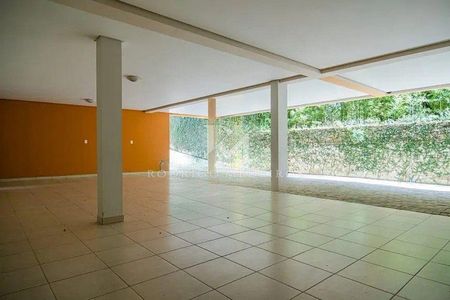 16_photo/952747a4ef.4d0e87d2718022c8-ATLAS-90f122ee-c1c3-47bd-96b0-7e1e5c494d60.jpg de casa à venda com 7 quartos, 302m² em Cacupé, Florianópolis