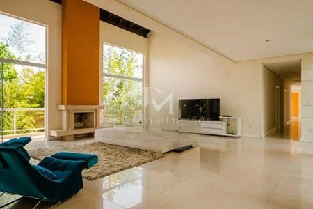 7_photo/952747a4ef.4d0e87d2718022c8-ATLAS-b2fc8e25-5685-4bc0-8d80-baa8a6b7d4f6.jpg de casa à venda com 7 quartos, 302m² em Cacupé, Florianópolis