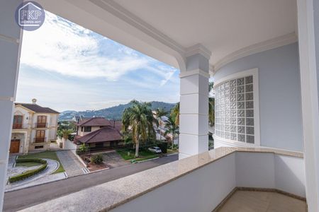 11_photo/952747a51d.adb9fcd35d178071-ATLAS-515fa0e4-838f-4494-b4d9-e1823eccabf6.jpg de casa de condomínio à venda com 5 quartos, 511m² em Cacupé, Florianópolis