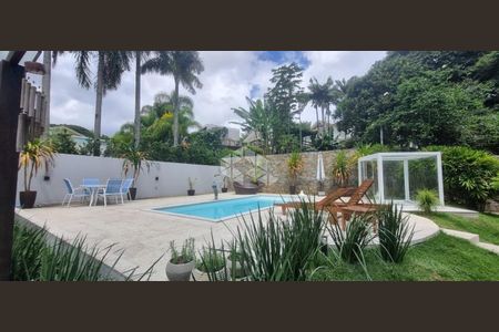 25_photo/952747a51d.adb9fcd35d178071-ATLAS-99a9dd8a-7bc6-44f2-b8ab-e506b7675d6a.jpg de casa de condomínio à venda com 4 quartos, 390m² em Cacupé, Florianópolis