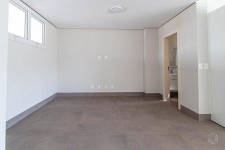 6_photo/952747a521.5ec8c57e10694473-ATLAS-ea9be4c0-cff7-4baa-bc5d-c554c0399f7b.jpg de casa à venda com 3 quartos, 263m² em Cacupé, Florianópolis