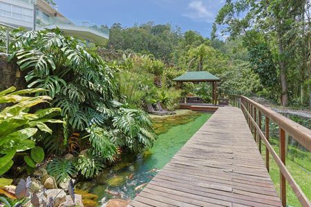 38_photo/952747ac3b.1a44eae0702ab3ad-ATLAS-11e10cfb-2cf6-4ddd-9a1d-bbf23471ce08.jpg de casa à venda com 5 quartos, 946m² em Cacupé, Florianópolis