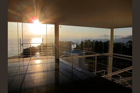 4_photo/952747ac45.9539437e73fa6b8d-ATLAS-1eb91f72-3bc6-4b53-a1f7-ce1daad7efd6.jpg de casa à venda com 3 quartos, 460m² em Cacupé, Florianópolis