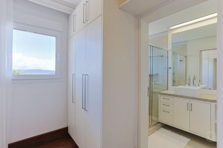 29_photo/952747ac47.c3ba8d3ee575d5b6-ATLAS-e034ced8-e2a1-4396-bb7e-6b22768a4090.jpg de casa à venda com 4 quartos, 665m² em Cacupé, Florianópolis