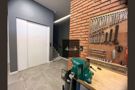 5_photo/952747ac59.d04c848ec010de44-ATLAS-2c9fa99a-a18b-444a-93d3-69bdfc18d59a.jpg de casa à venda com 3 quartos, 340m² em Cacupé, Florianópolis