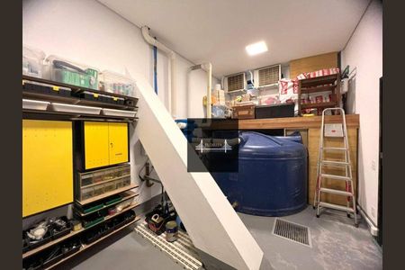 7_photo/952747ac59.d04c848ec010de44-ATLAS-3bba8f05-bd02-4815-88bb-baf50d93e2bd.jpg de casa à venda com 3 quartos, 340m² em Cacupé, Florianópolis