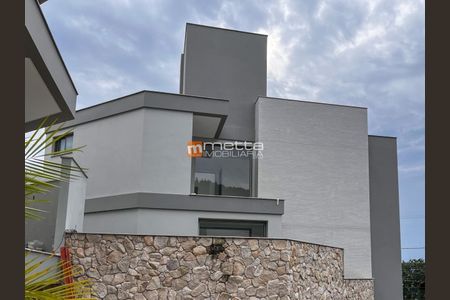 2_photo/952747acb5.62054fe3d4f76731-ATLAS-7261d7cb-5c63-4e98-9d37-68b5a62c34a2.jpg de casa à venda com 4 quartos, 302m² em Cacupé, Florianópolis