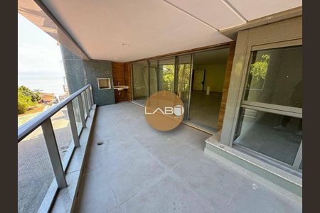 5_photo/952747acf7.9e2d768505d07ce7-ATLAS-4b69871d-ae75-4f47-9fa3-83a7aaf1a3fd.jpg de apartamento à venda com 3 quartos, 165m² em Cacupé, Florianópolis