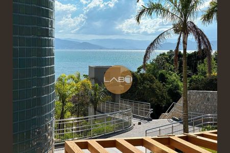 8_photo/952747acf7.cd3d8a59cb9face0-ATLAS-839b73d6-efd4-42d4-b3de-ecf1586e3664.jpg de apartamento à venda com 3 quartos, 268m² em Cacupé, Florianópolis