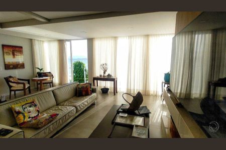 4_photo/952747acff.841b4f14397a4b55-ATLAS-37948ded-fd8f-41e4-a6ab-a9a332f4f6fc.jpg de casa à venda com 3 quartos, 240m² em Cacupé, Florianópolis