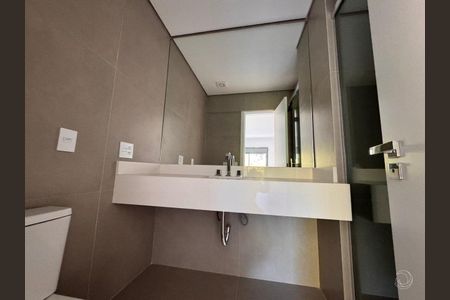 18_photo/952747aebb.8bab260fe08fe6d7-ATLAS-975f8124-d9ca-46b3-b9bc-3c9c0587944c.jpg de apartamento à venda com 3 quartos, 176m² em Cacupé, Florianópolis