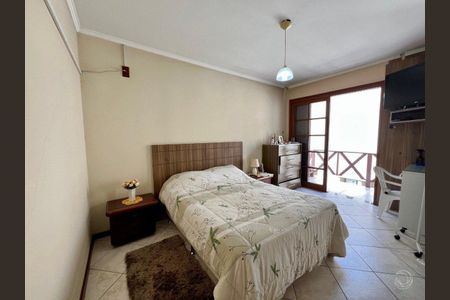 13_photo/952747af63.8c38ea70cd37c546-ATLAS-2c39e292-3d74-46f1-8f9e-2547bca6e92f.jpg de casa à venda com 4 quartos, 264m² em Cacupé, Florianópolis