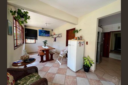 12_photo/952747af63.8c38ea70cd37c546-ATLAS-408da363-fa3b-4afb-99a9-31cfc6f78ce3.jpg de casa à venda com 4 quartos, 264m² em Cacupé, Florianópolis