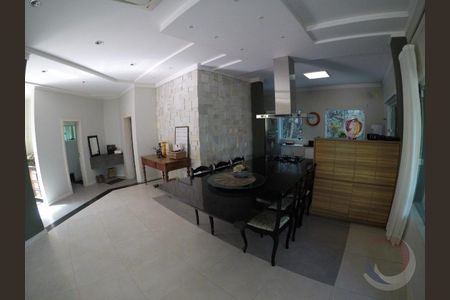 5_photo/952747af69.b08b0df8f55d3c49-ATLAS-baf70c19-5bfd-4d1f-8e26-4e860654191f.jpg de casa à venda com 3 quartos, 397m² em Cacupé, Florianópolis